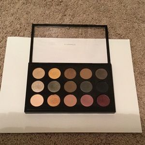 MAC Eyeshadow Mellow Moderns